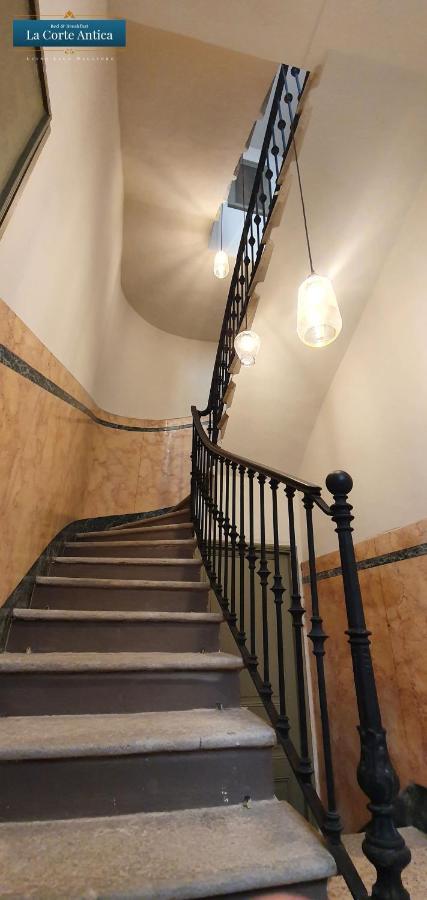 B&B La Corte Antica - Luino Lago Maggiore 外观 照片