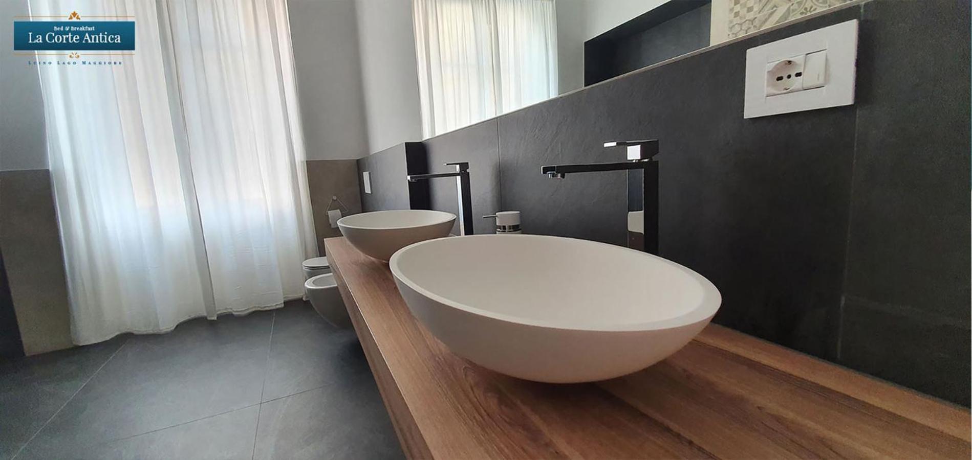B&B La Corte Antica - Luino Lago Maggiore 外观 照片